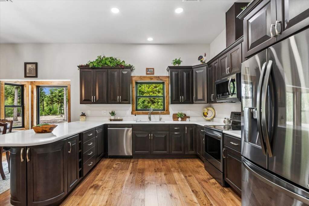 3 Bedroom Single Family Home/House's Image 21