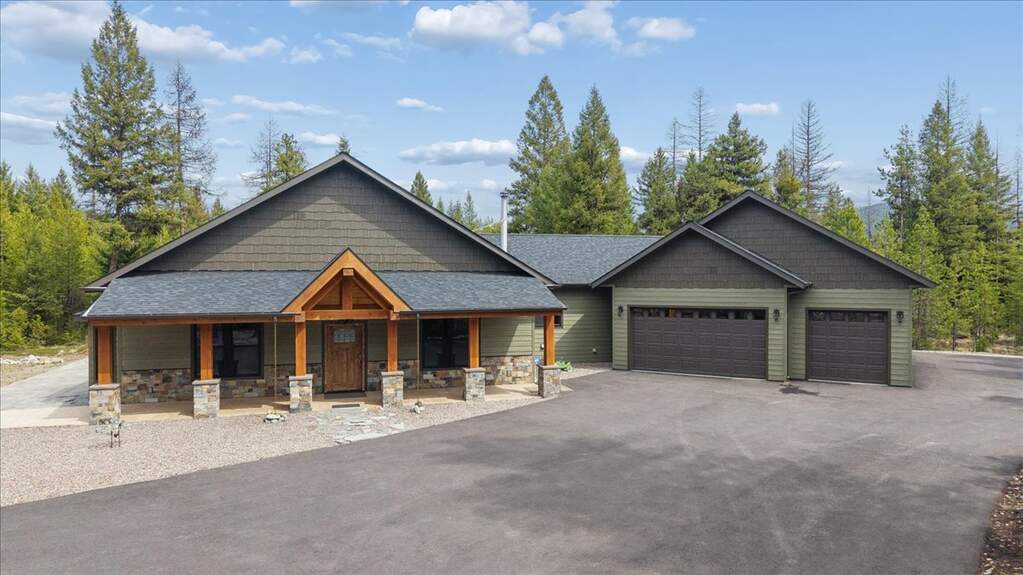 3 Bedroom Single Family Home/House's Image 35