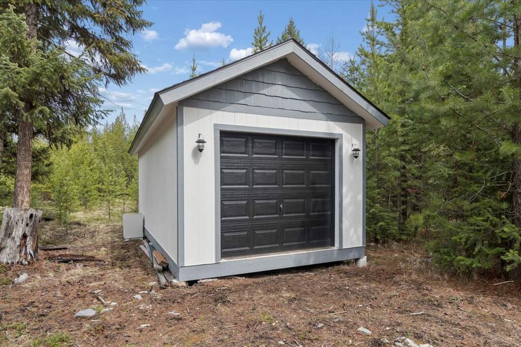 3 Bedroom Single Family Home/House's Image 46
