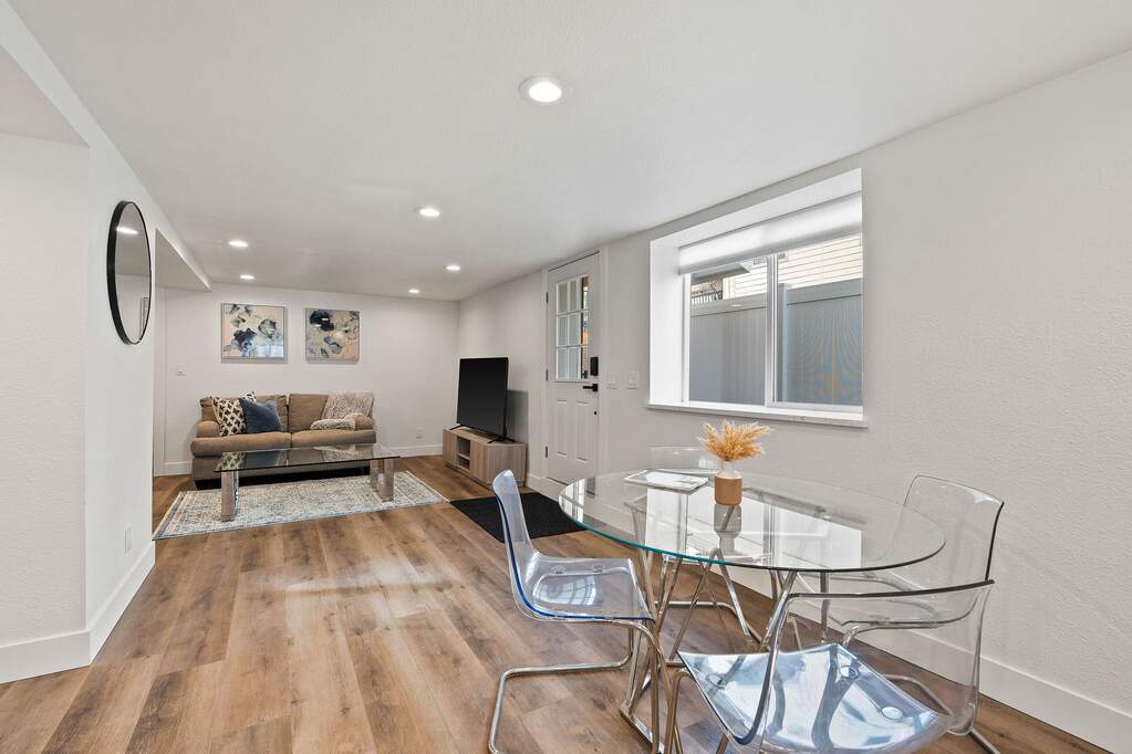 2 Bedroom Apartment/Flat's Image 10