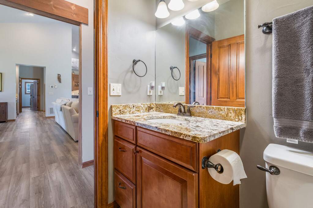 3 Bedroom Single Family Home/House's Image 28