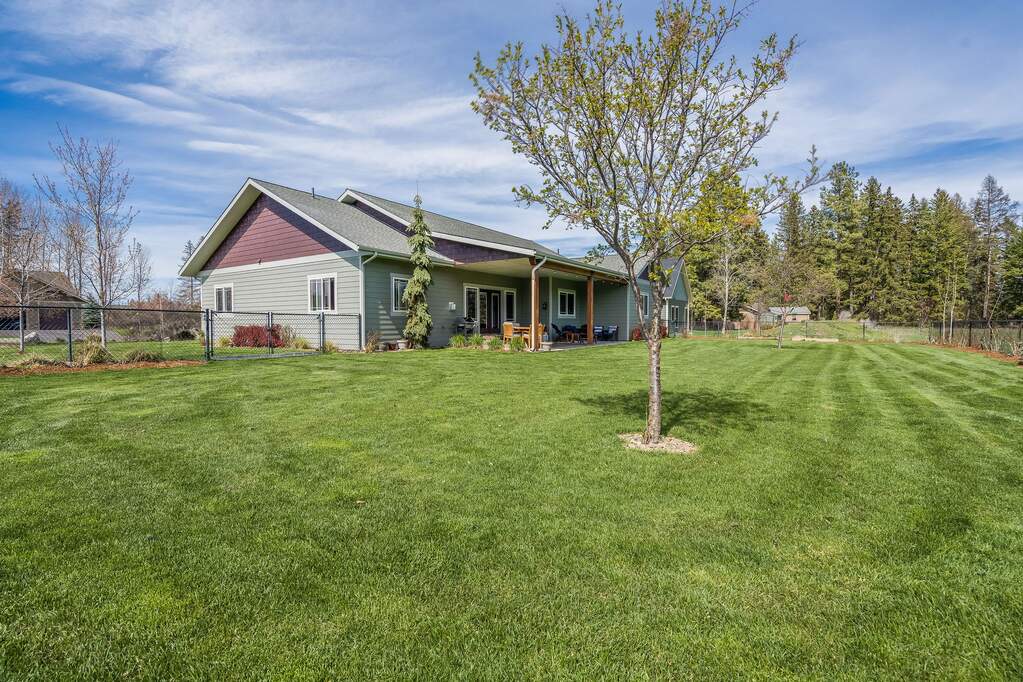 3 Bedroom Single Family Home/House's Image 43