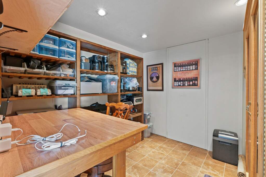 4 Bedroom Single Family Home/House's Image 36