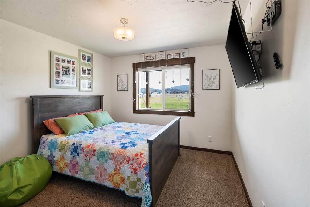 3 Bedroom Single Family Home/House's Image 13