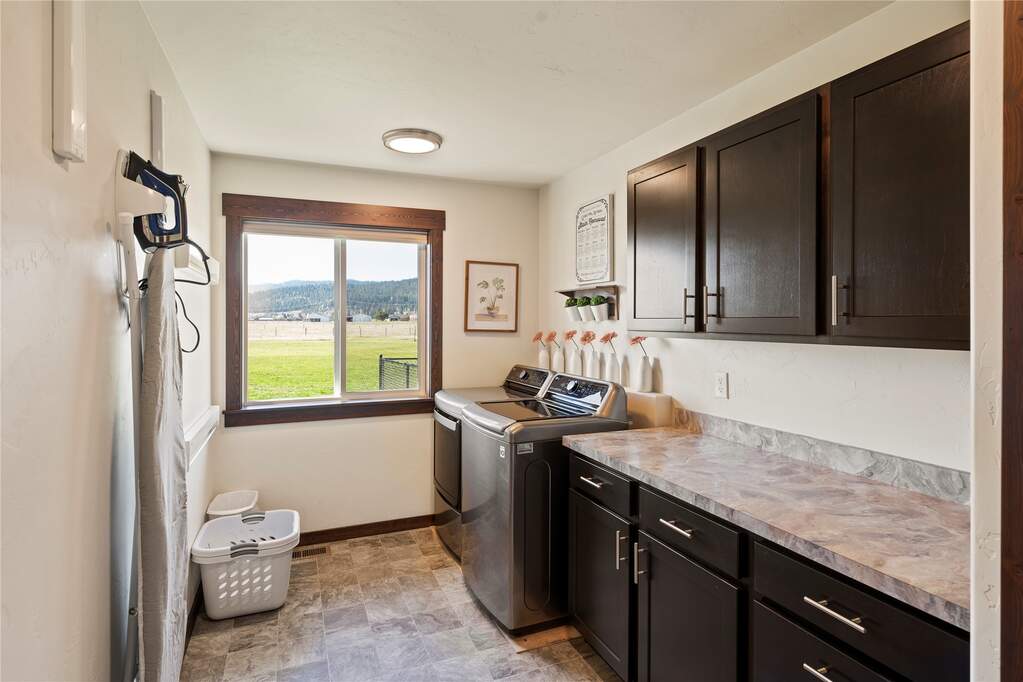 3 Bedroom Single Family Home/House's Image 17
