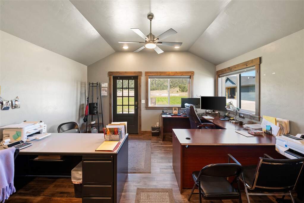 3 Bedroom Single Family Home/House's Image 25