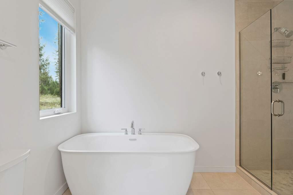 3 Bedroom Single Family Home/House's Image 28