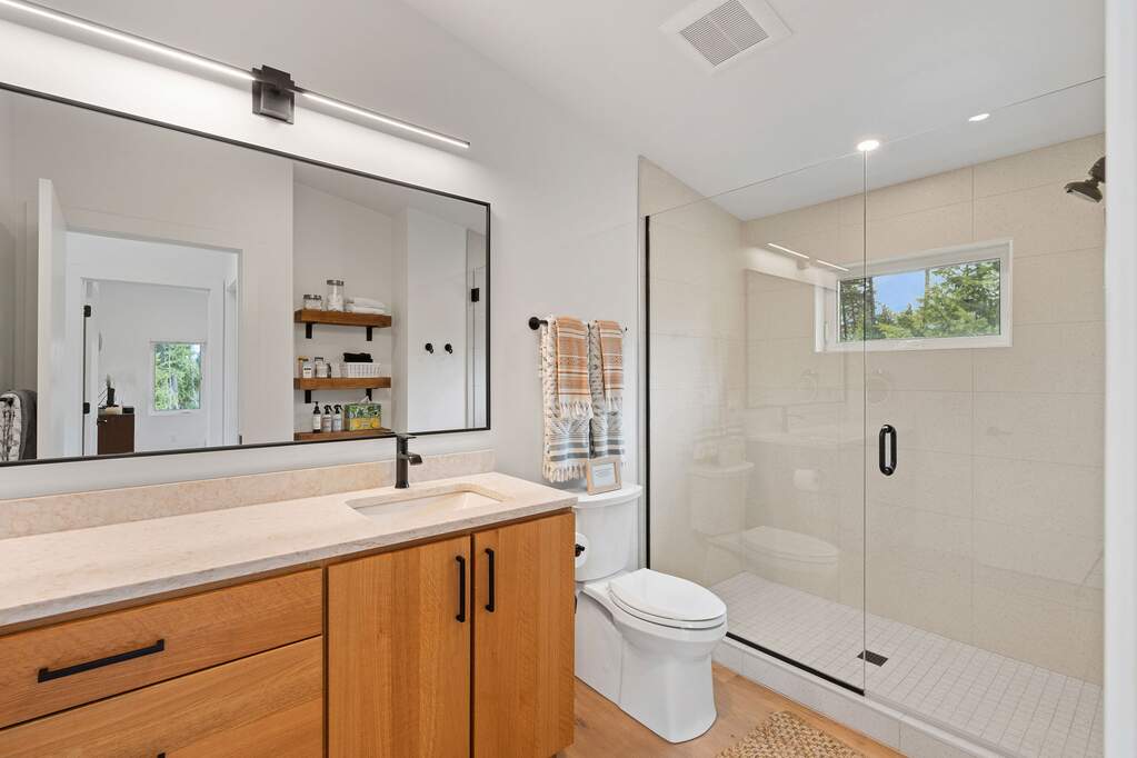 3 Bedroom Single Family Home/House's Image 41