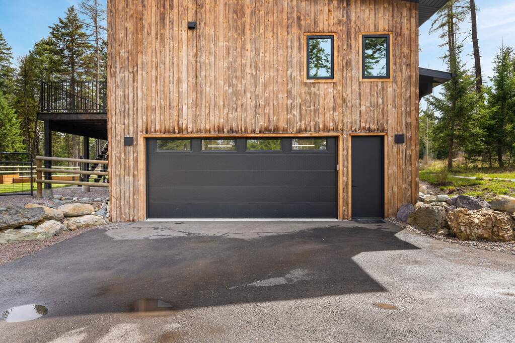3 Bedroom Single Family Home/House's Image 46