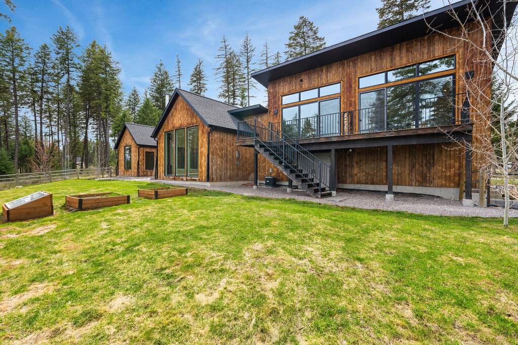 3 Bedroom Single Family Home/House's Image 57