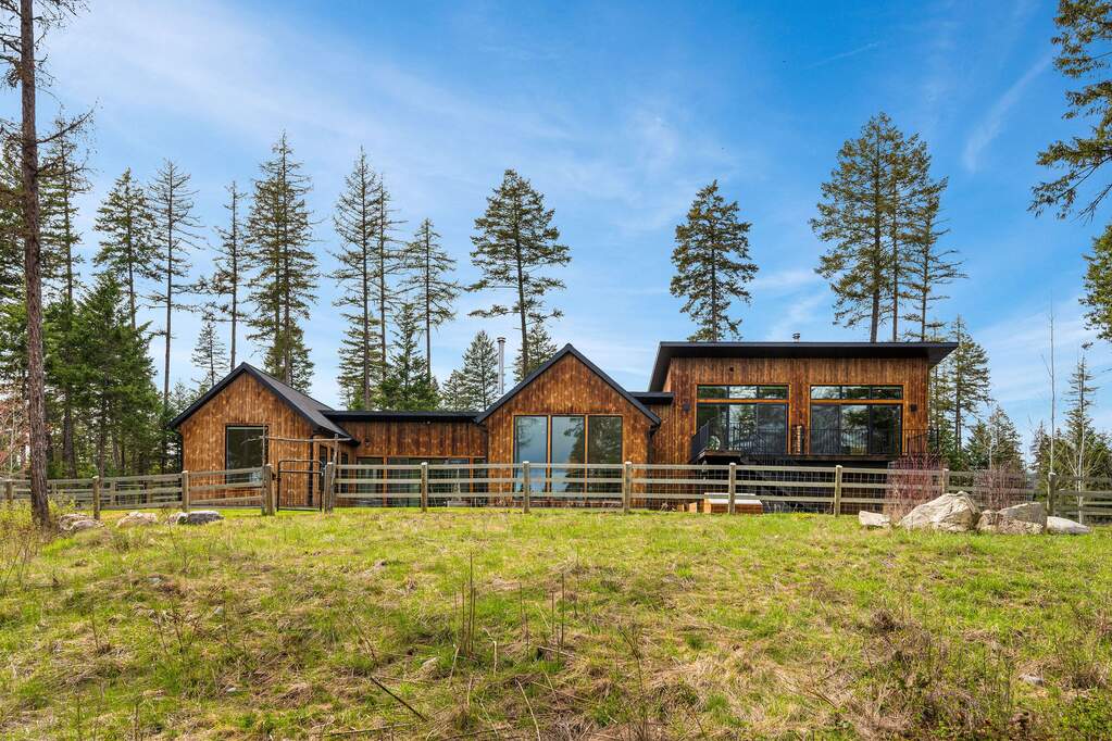 3 Bedroom Single Family Home/House's Image 61