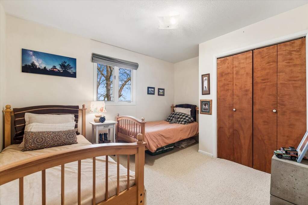 4 Bedroom Single Family Home/House's Image 15