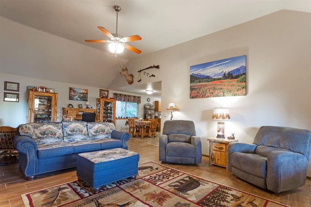 4 Bedroom Single Family Home/House's Image 17