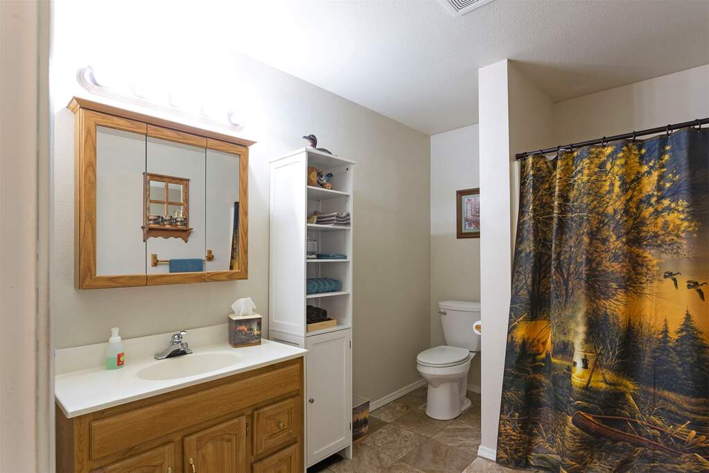 4 Bedroom Single Family Home/House's Image 21