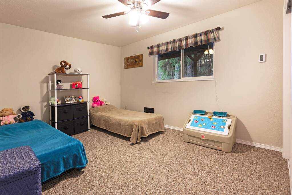 4 Bedroom Single Family Home/House's Image 23