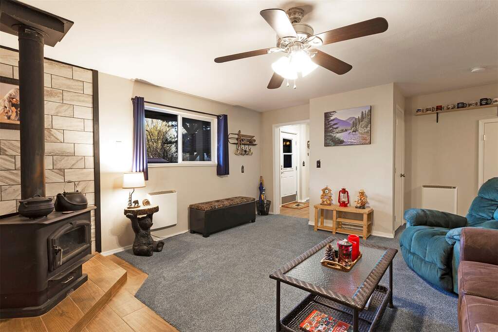 4 Bedroom Single Family Home/House's Image 31