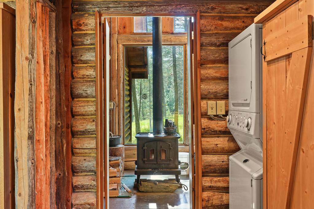 2 Bedroom Single Family Home/House's Image 9