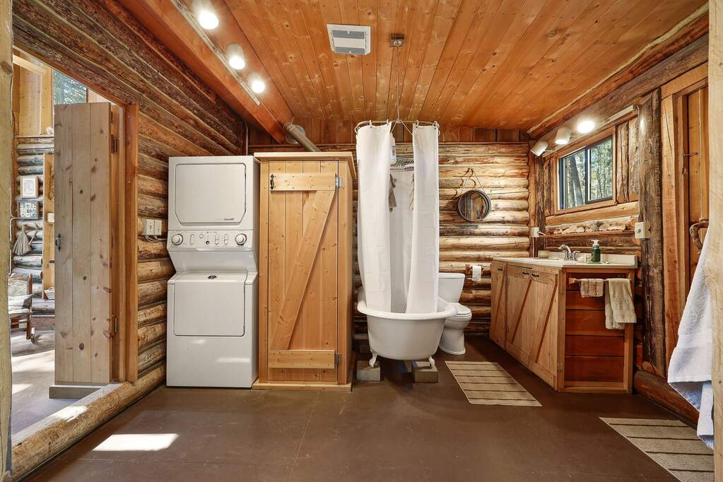 2 Bedroom Single Family Home/House's Image 11