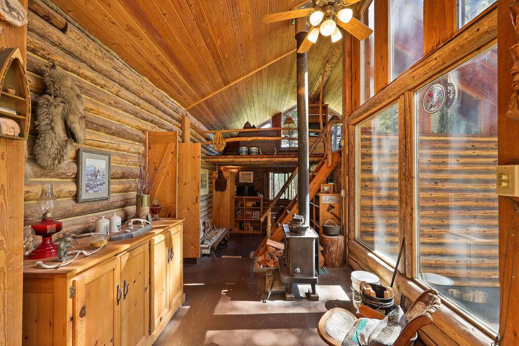 2 Bedroom Single Family Home/House's Image 18