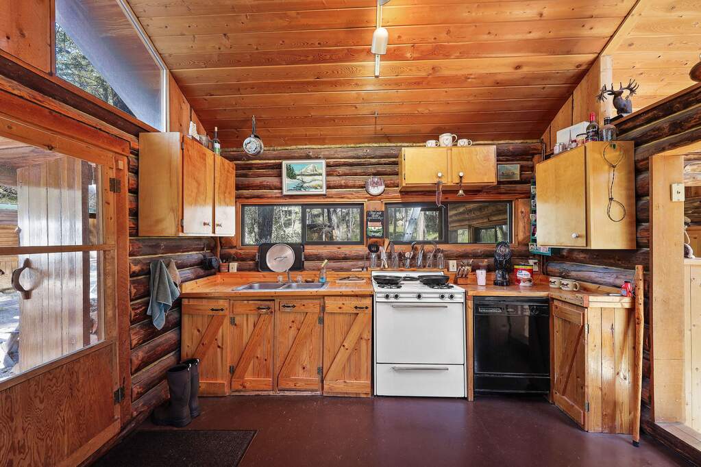 2 Bedroom Single Family Home/House's Image 24