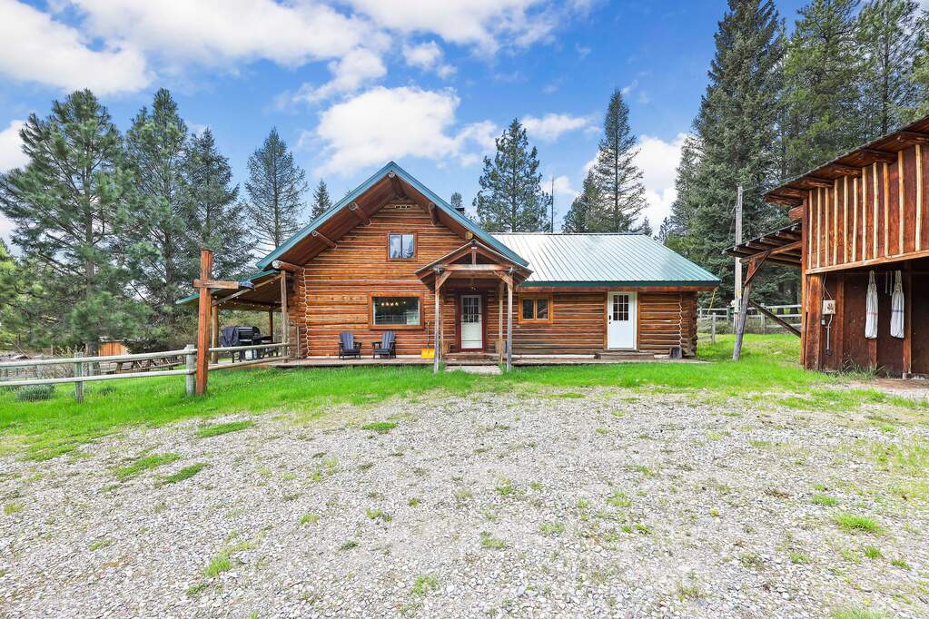 3 Bedroom Single Family Home/House's Image 34