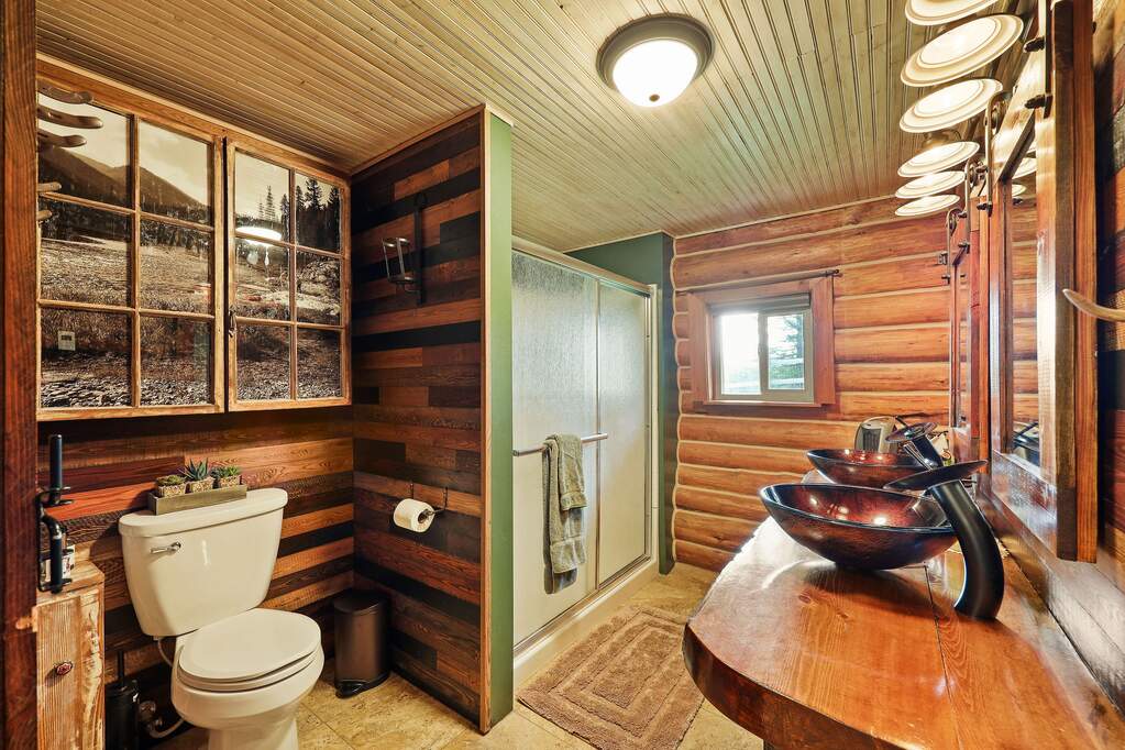 3 Bedroom Single Family Home/House's Image 43