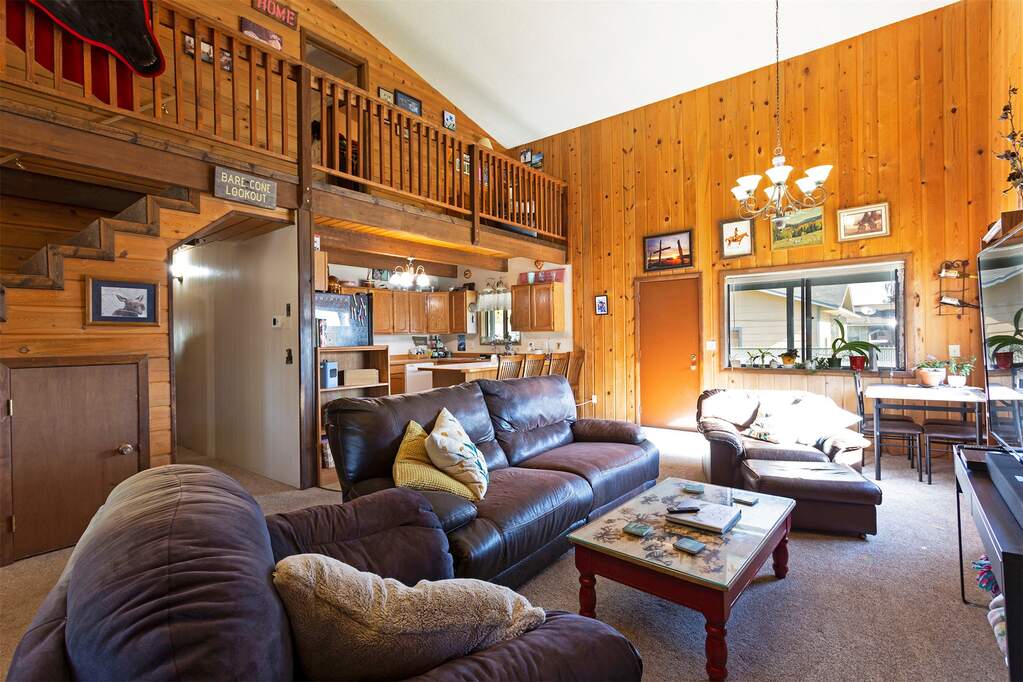 4 Bedroom Single Family Home/House's Image 11