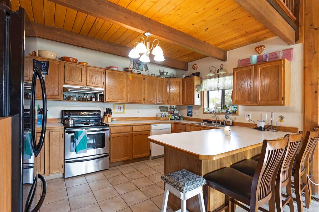 4 Bedroom Single Family Home/House's Image 12