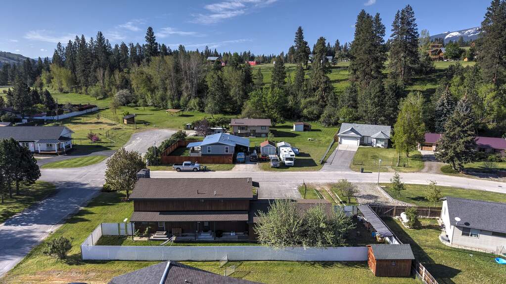 4 Bedroom Single Family Home/House's Image 33