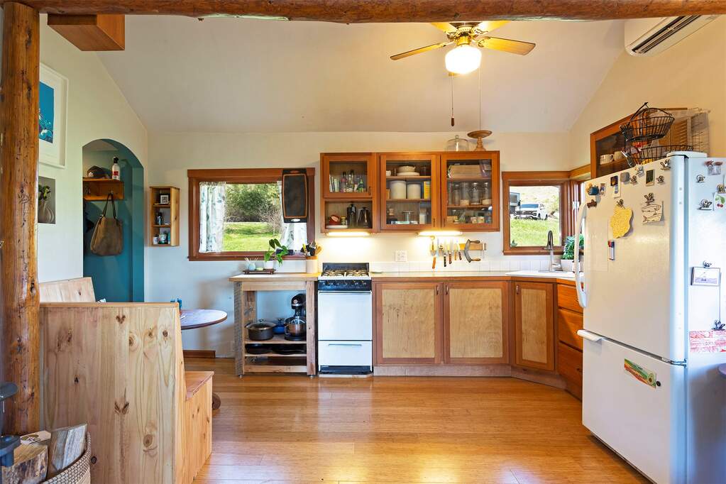 1 Bedroom Single Family Home/House's Image 7