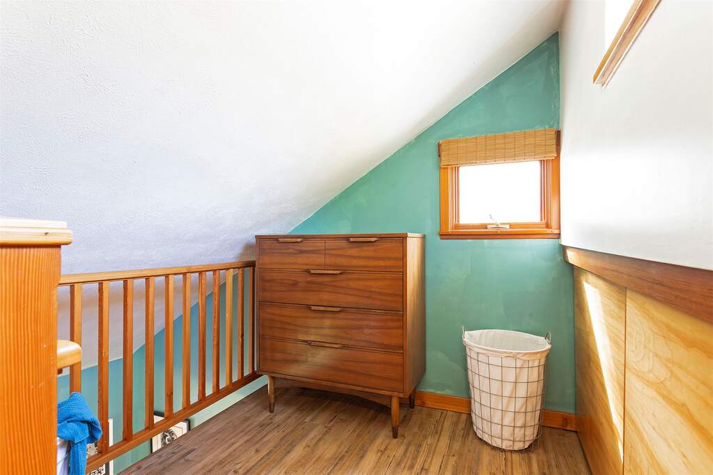 1 Bedroom Single Family Home/House's Image 14