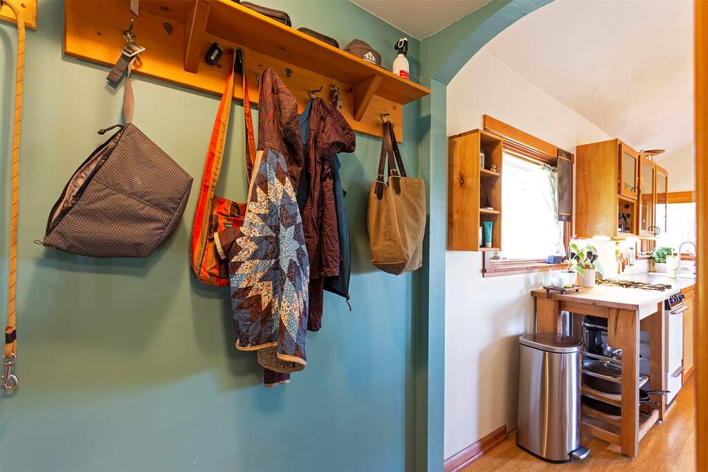 1 Bedroom Single Family Home/House's Image 20