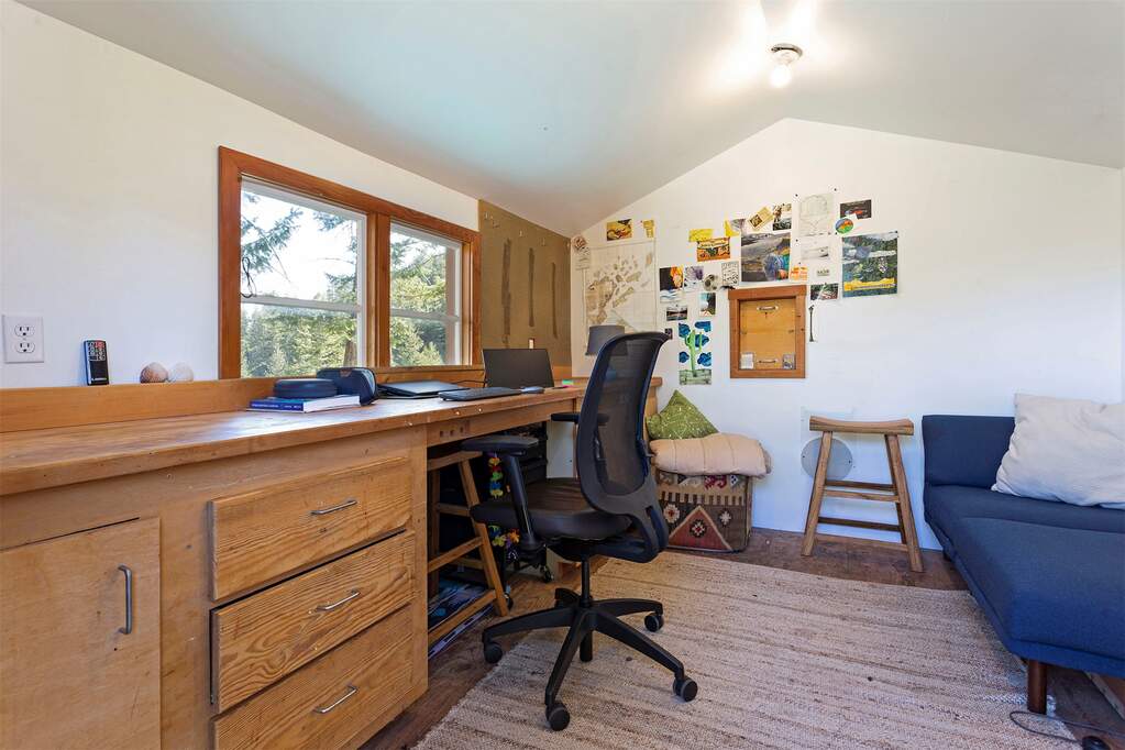 1 Bedroom Single Family Home/House's Image 35