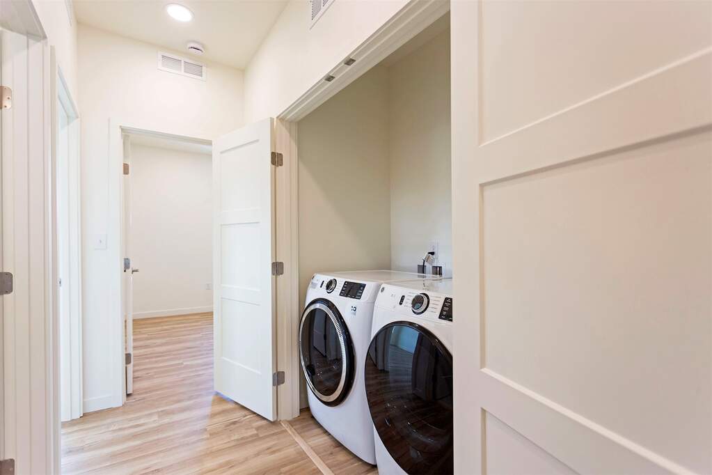 3 Bedroom Villa/Townhouse's Image 15