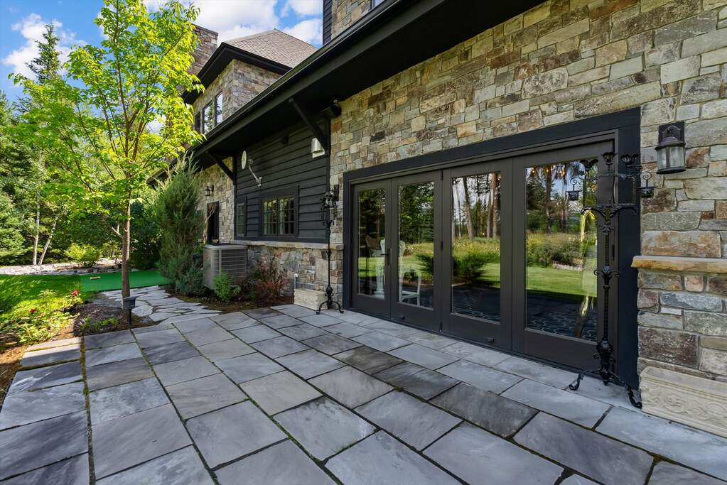 4 Bedroom Single Family Home/House's Image 42