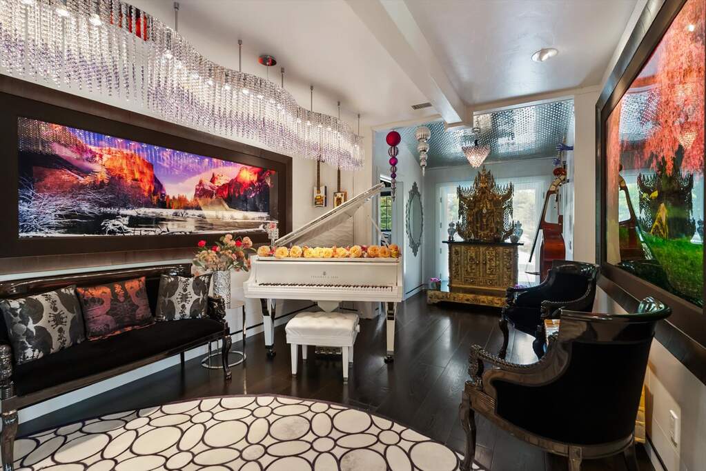 4 Bedroom Single Family Home/House's Image 54