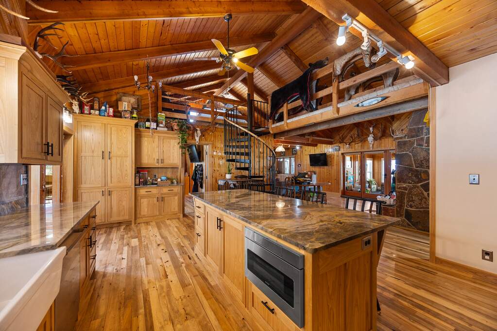 3 Bedroom Single Family Home/House's Image 25
