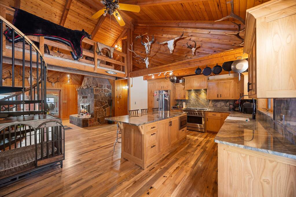 3 Bedroom Single Family Home/House's Image 38