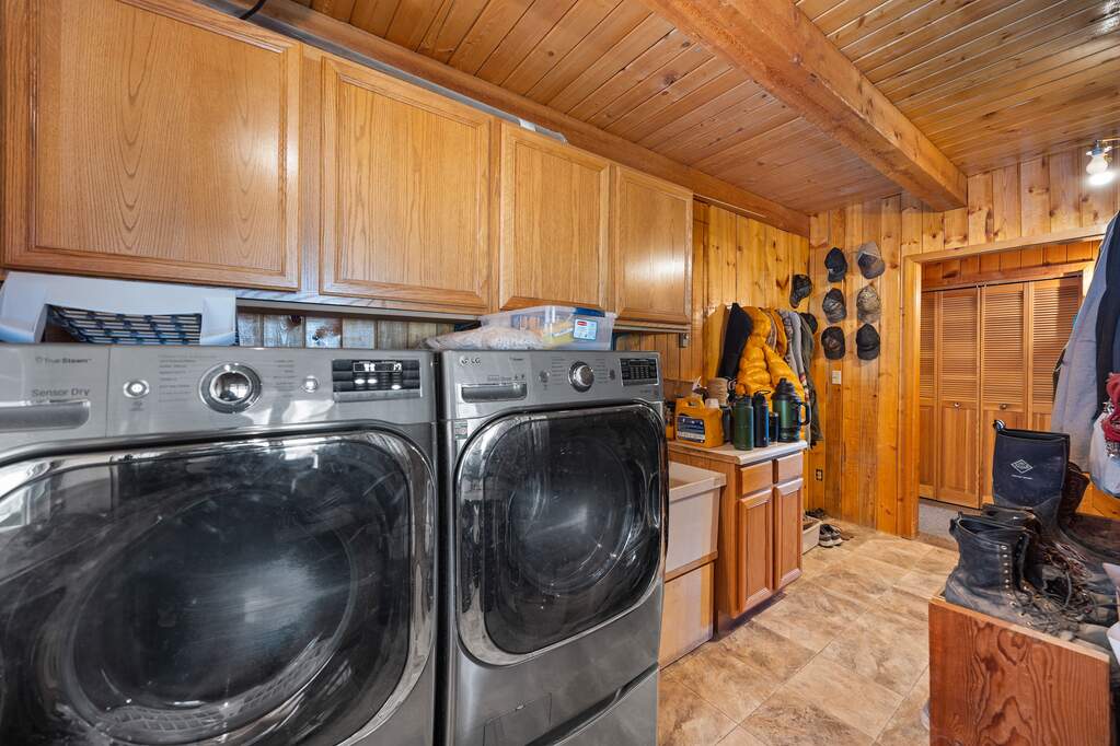 3 Bedroom Single Family Home/House's Image 41