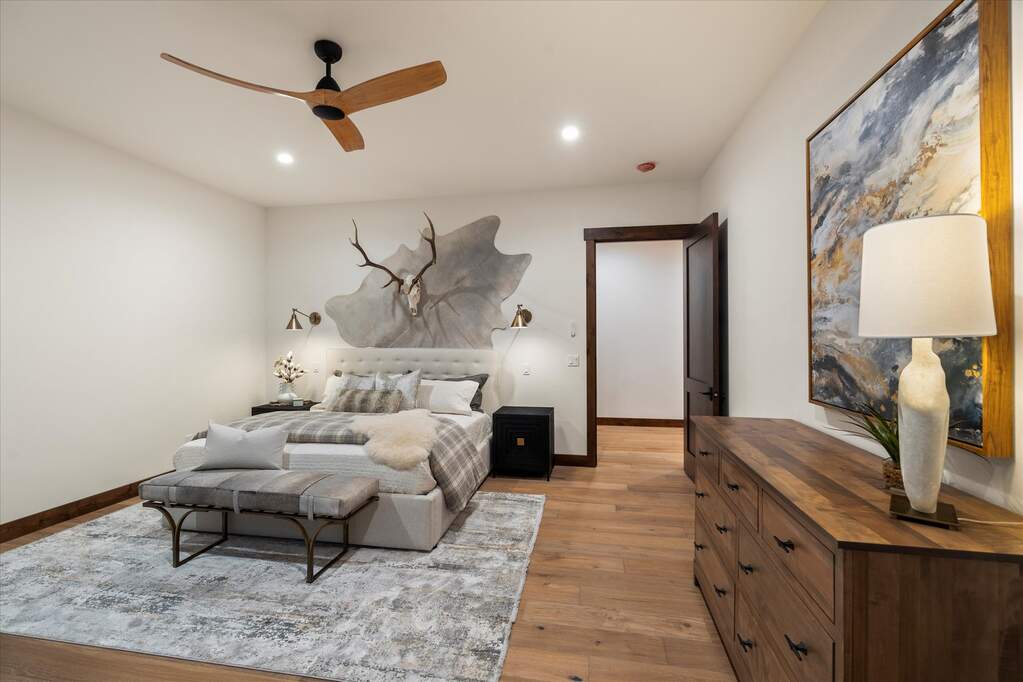 5 Bedroom Single Family Home/House's Image 15