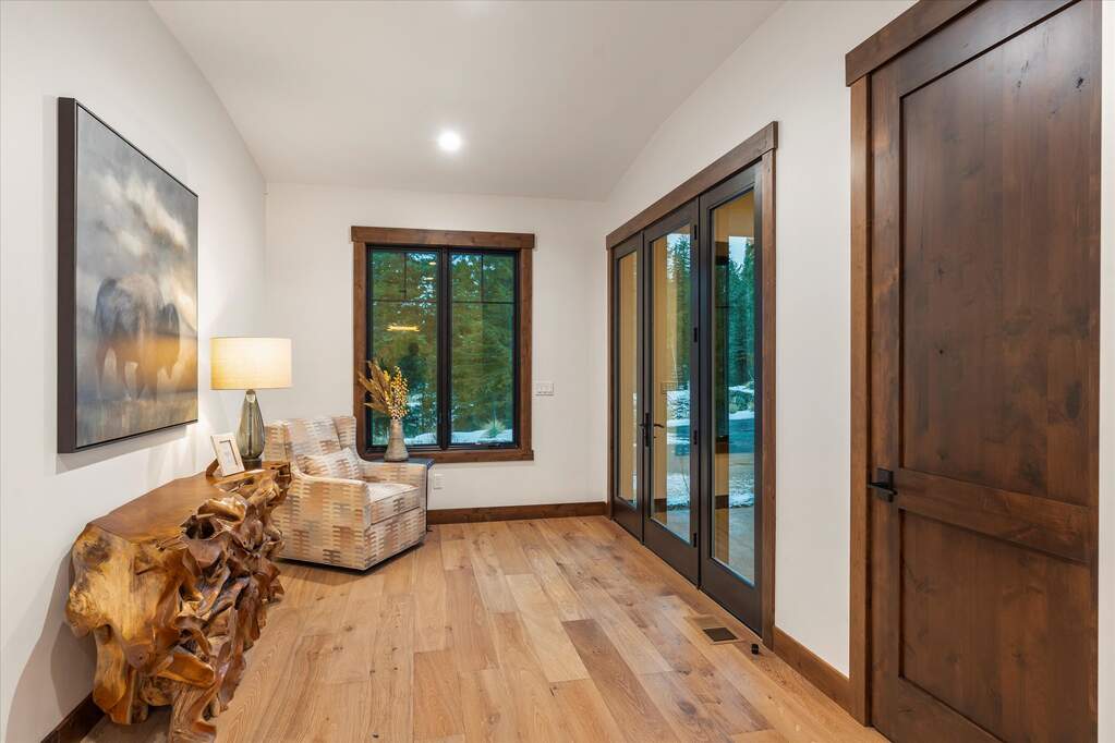 5 Bedroom Single Family Home/House's Image 22