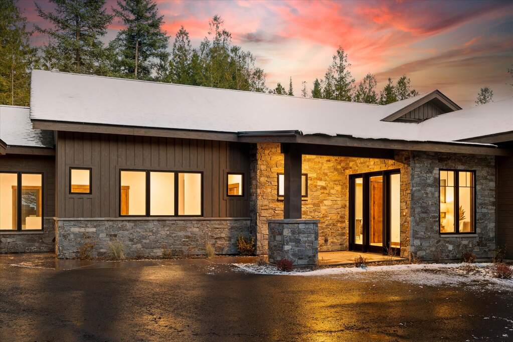 5 Bedroom Single Family Home/House's Image 47
