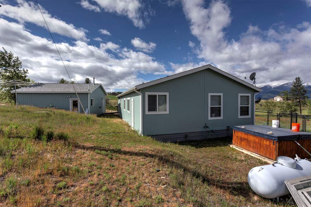 3 Bedroom Single Family Home/House's Image 31