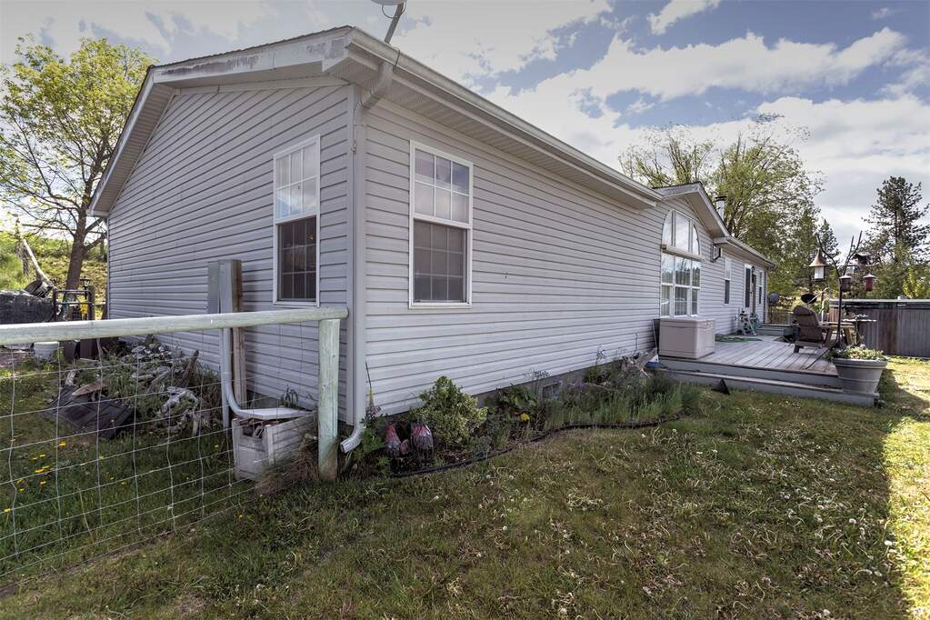 3 Bedroom Single Family Home/House's Image 34