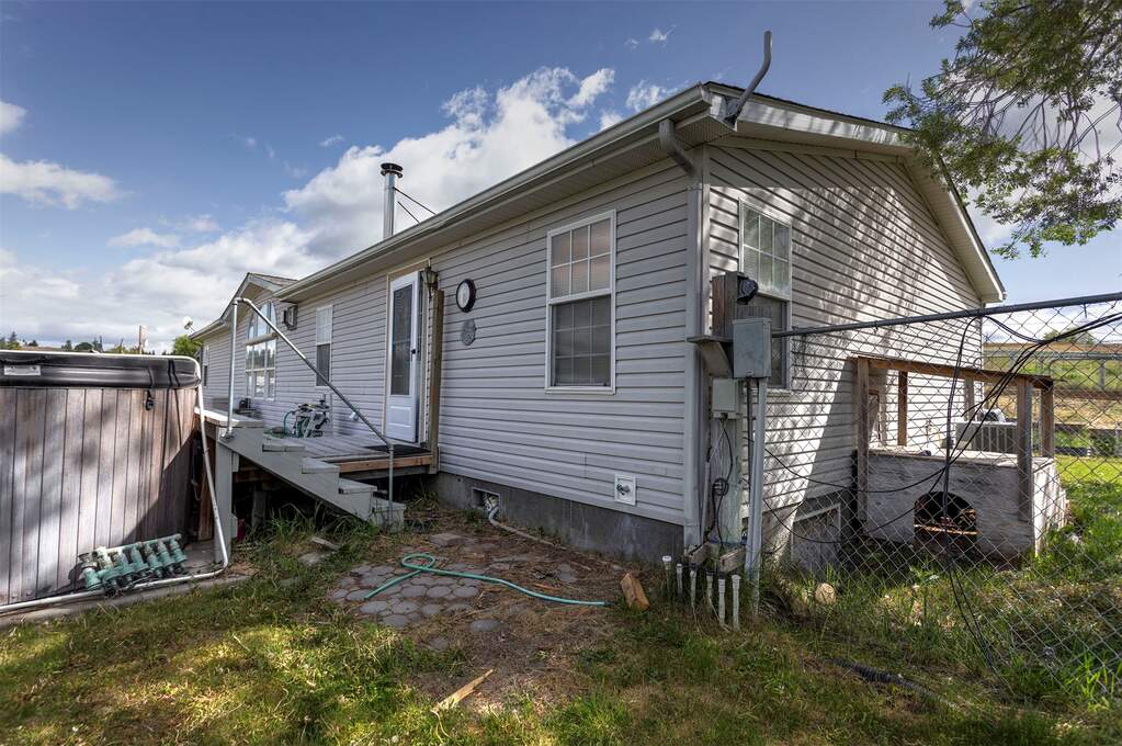 3 Bedroom Single Family Home/House's Image 40