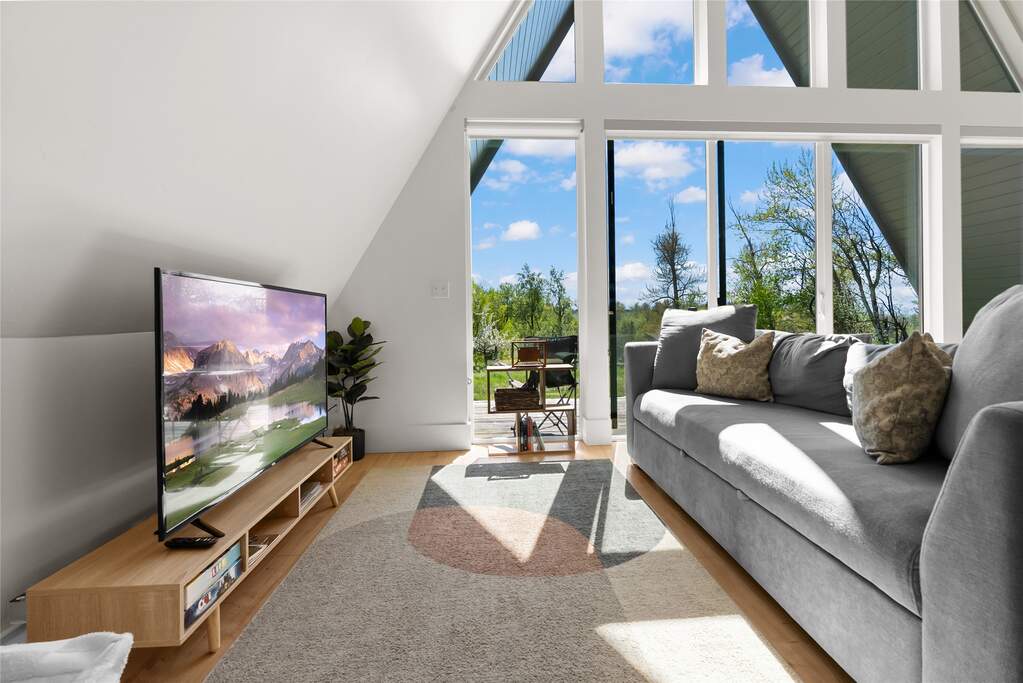 1 Bedroom Single Family Home/House's Image 13
