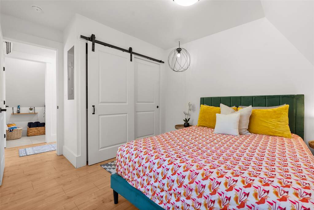 1 Bedroom Single Family Home/House's Image 26
