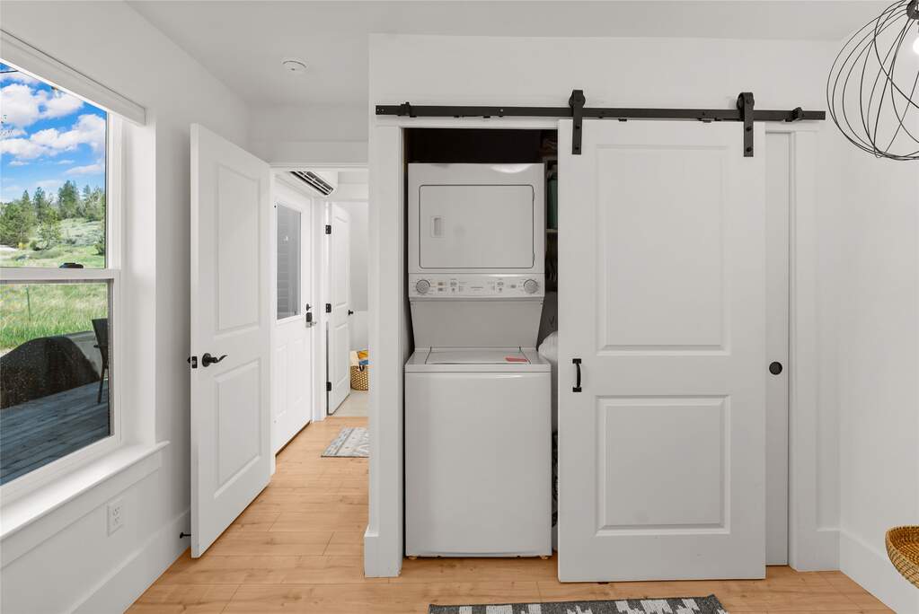 1 Bedroom Single Family Home/House's Image 27