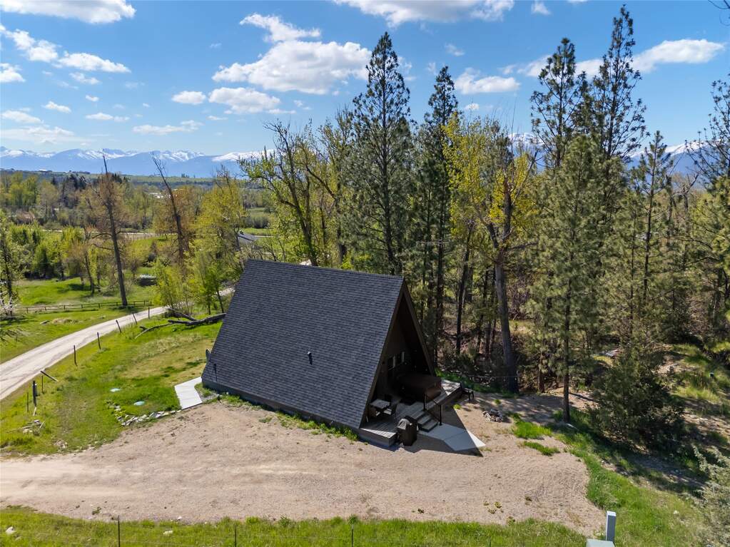 1 Bedroom Single Family Home/House's Image 28