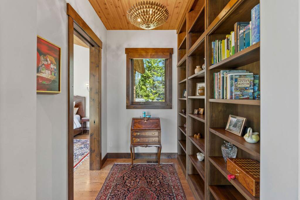 3 Bedroom Single Family Home/House's Image 31